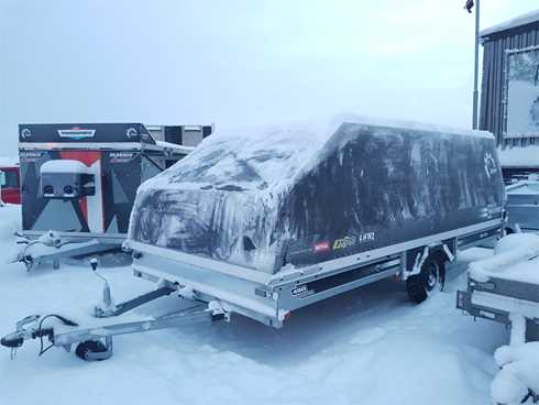 Svart skotersläp TIAB BRP Carrier 490 TXI stulet i Gällivare